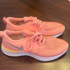 Nike Odyssey React Flyknit 2 Never Worn Pink